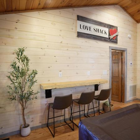 Love Shack Sevierville Eksteriør billede